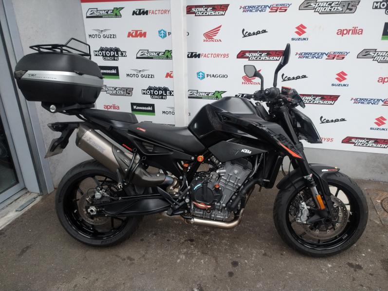 KTM 890 DUKE TECH PACK AKRAPOVIC