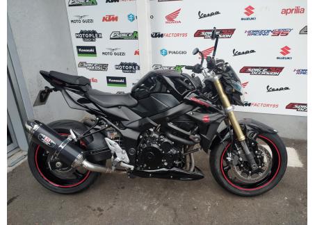SUZUKI GSR 750 ABS