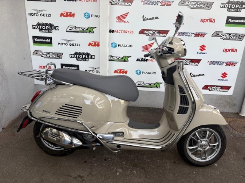 VESPA GTS 300