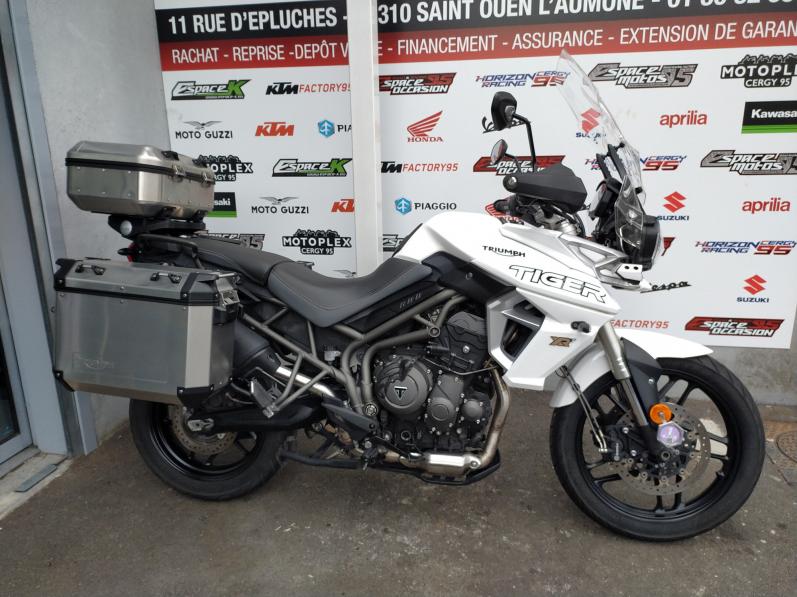TRIUMPH TIGER 800 XRT
