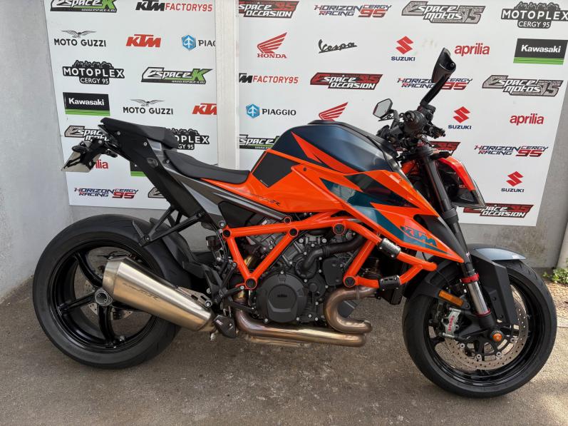 KTM 1290 SUPER DUKE R