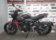 TRIUMPH TRIDENT 660